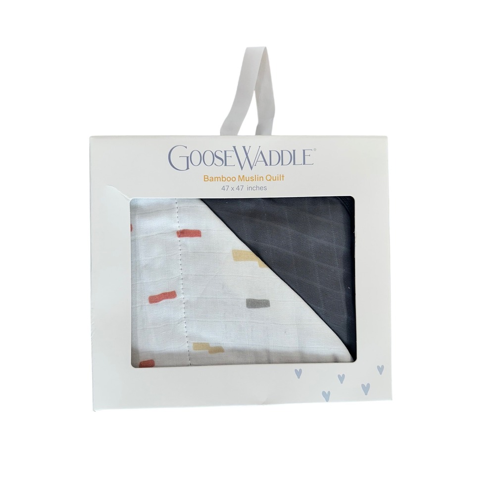 GooseWaddle Bamboo‎ Muslin Quilted Blanket 47x47 Inches Gray Geometric Print